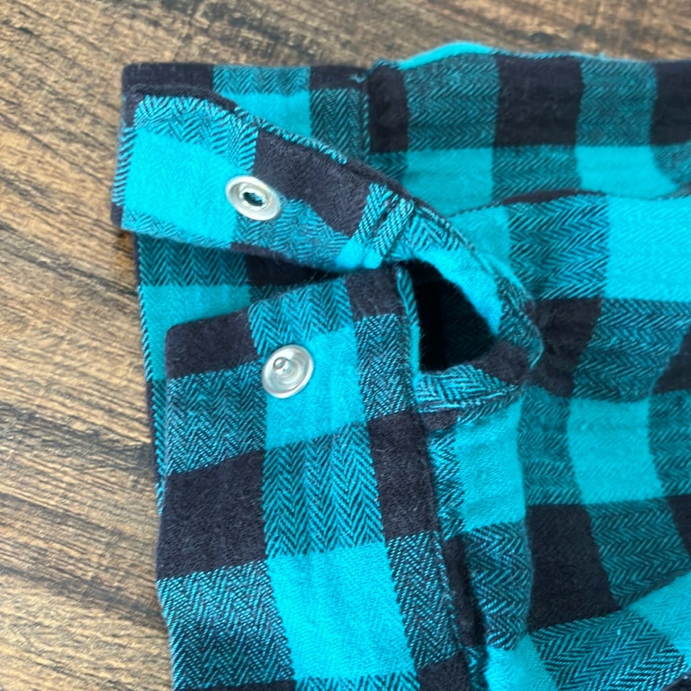 Checkered Button-Down Top - Picture 8 of 8